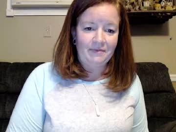 hot_mom_at_home chaturbate