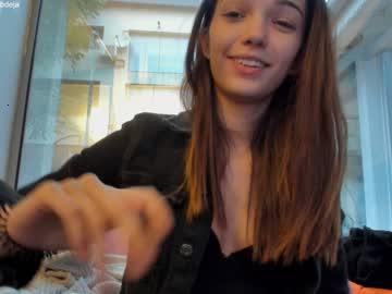 sassyt33n bongacams